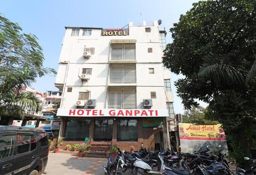 ホテル Collection O Ganpati