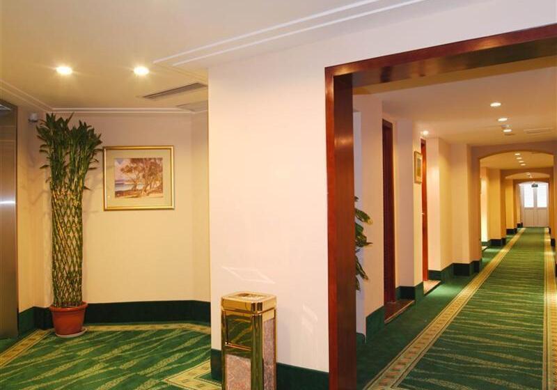 Gma Hotel Shanghai Wuning Road Zhenping Road Metro Station