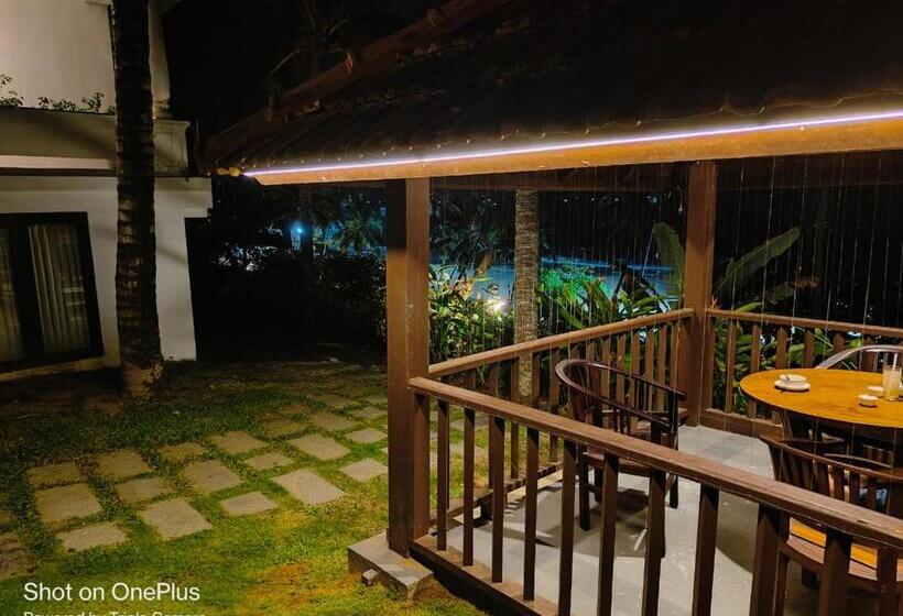 בית מלון כפרי Getaway Beach Resort Kovalam