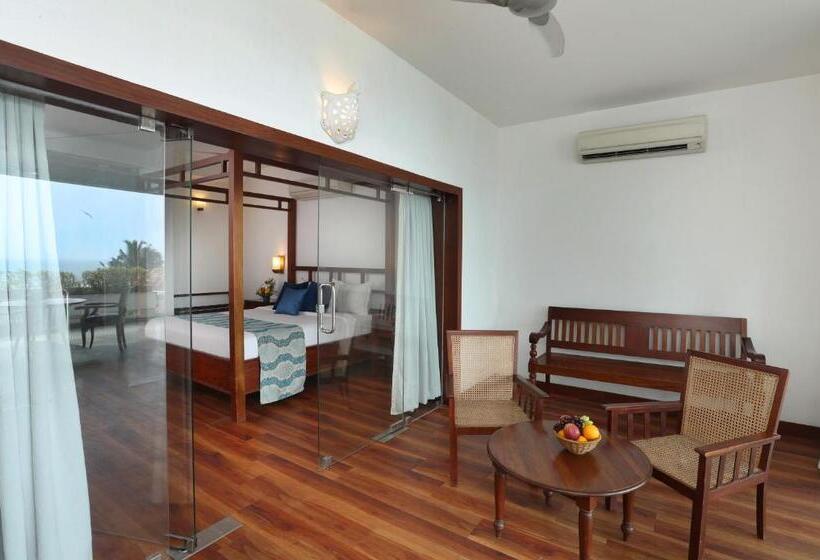 בית מלון כפרי Getaway Beach Resort Kovalam