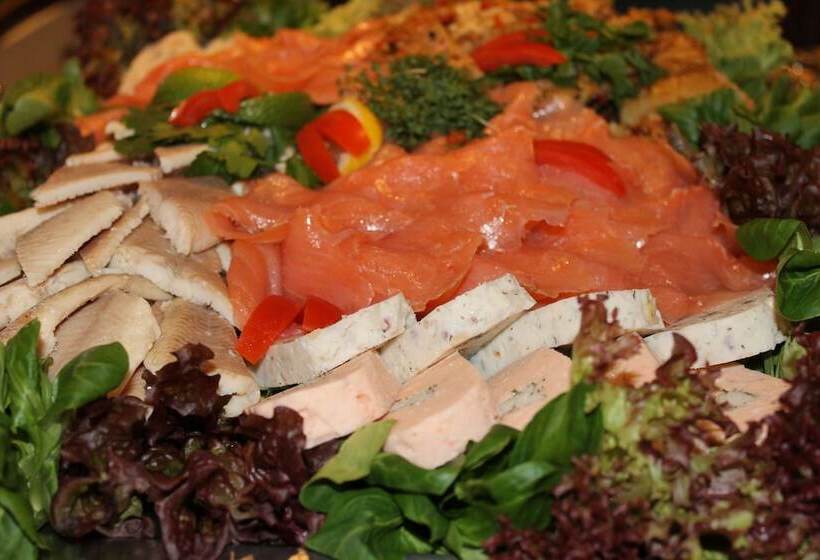 هتل Golf Course Bonn