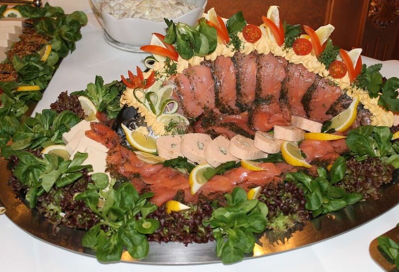 هتل Golf Course Bonn