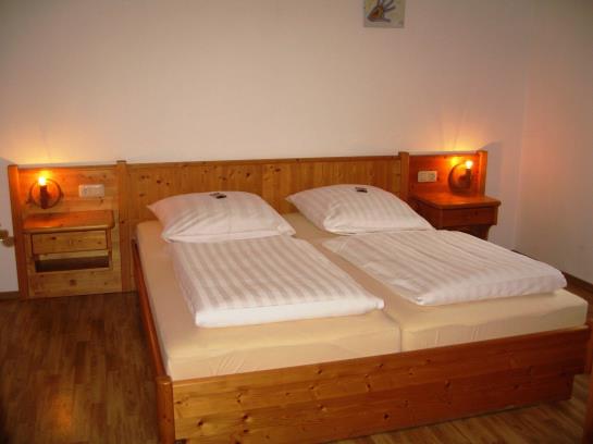 بنسيون Haibach Gästehaus