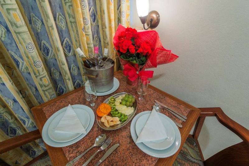 ホテル Harbor Inn Jaragua