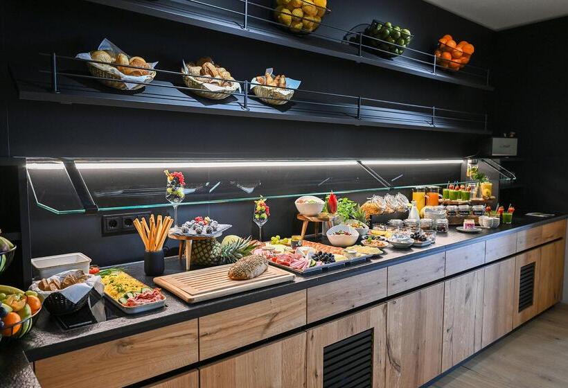 酒店 Hofgut Wißberg  Das Weinberg