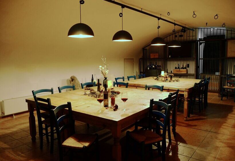 酒店 Hofgut Wißberg  Das Weinberg