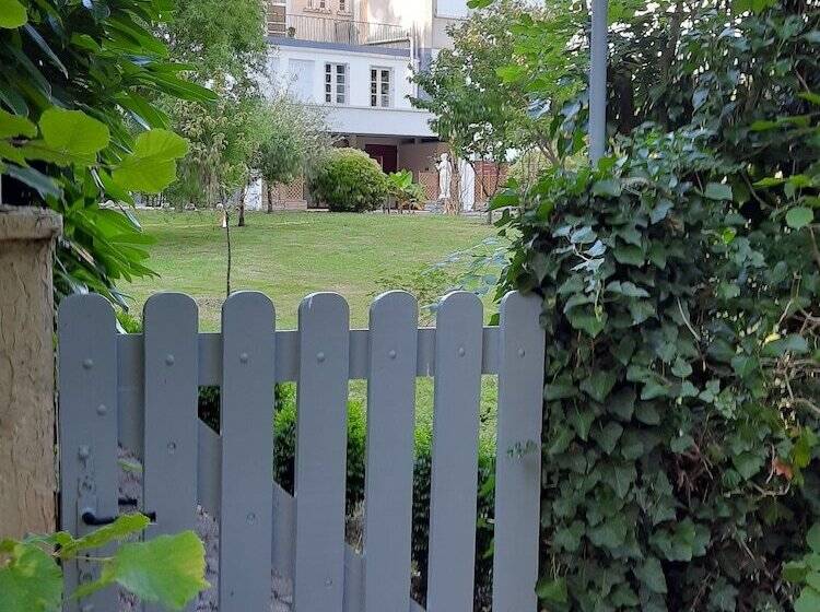 호텔 Hostellerie De La Roseraie