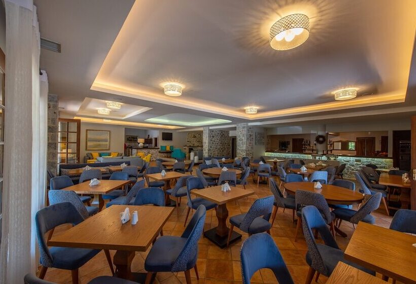 בית מלון כפרי Kastro Maini