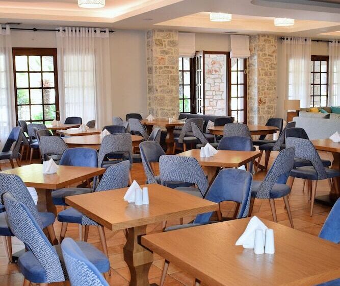 בית מלון כפרי Kastro Maini