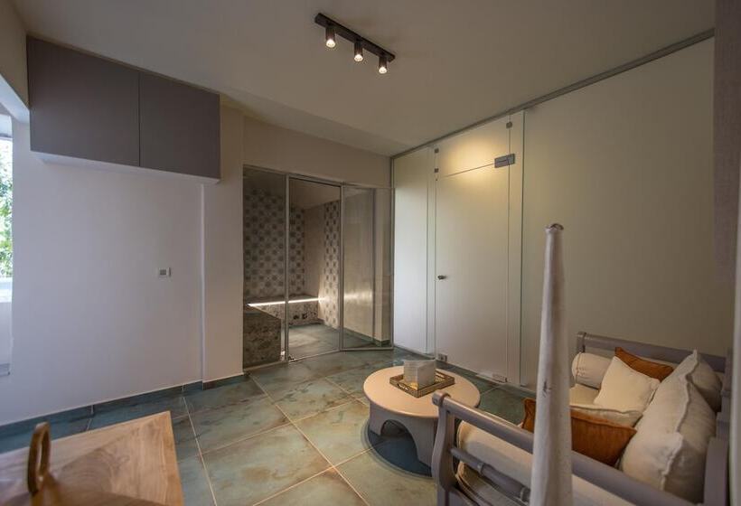 בית מלון כפרי Kastro Maini