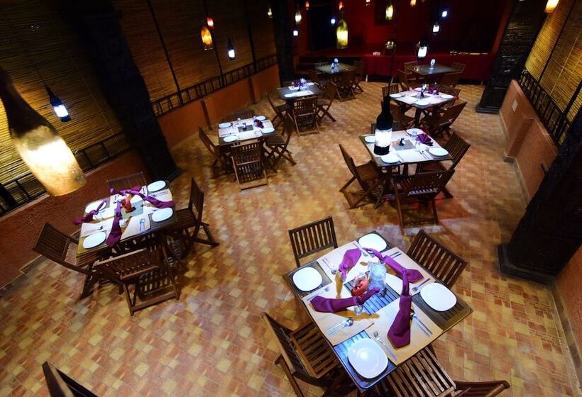 فندق Kovalam Beach