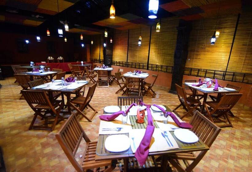 فندق Kovalam Beach