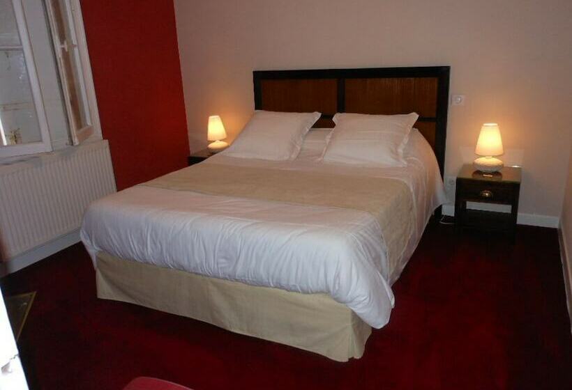 هتل Les Logis Du Roy