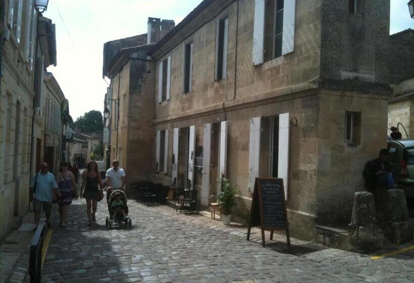 هتل Les Logis Du Roy