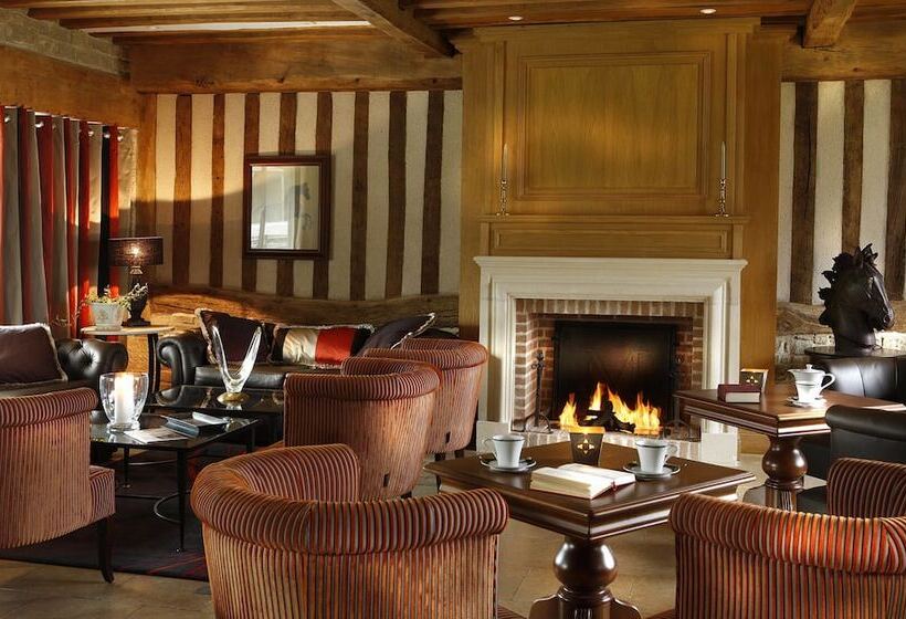 Отель Les Manoirs De Tourgeville