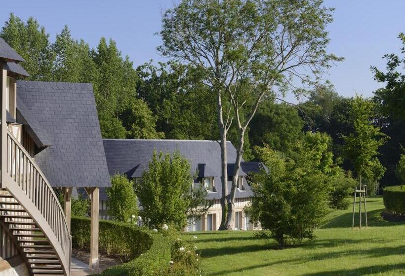 Отель Les Manoirs De Tourgeville