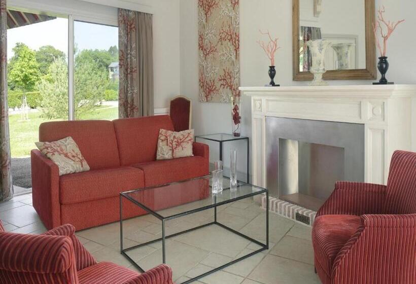 Отель Les Manoirs De Tourgeville