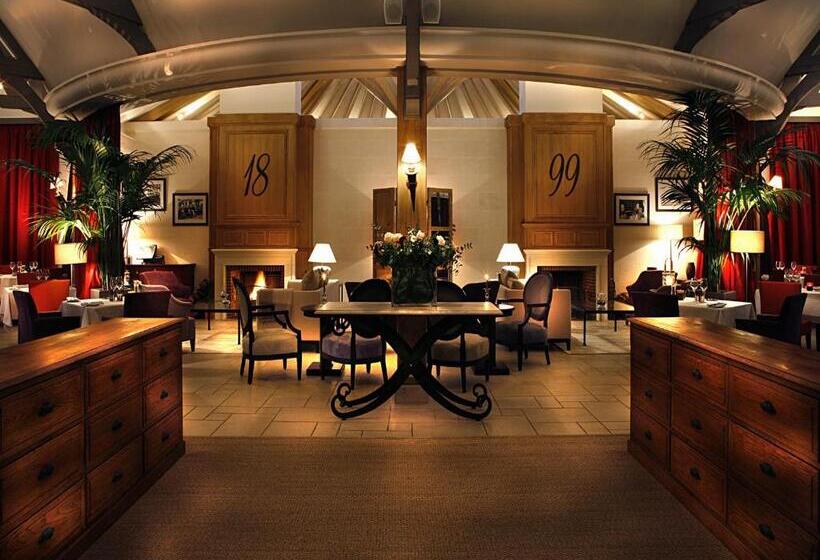 Отель Les Manoirs De Tourgeville