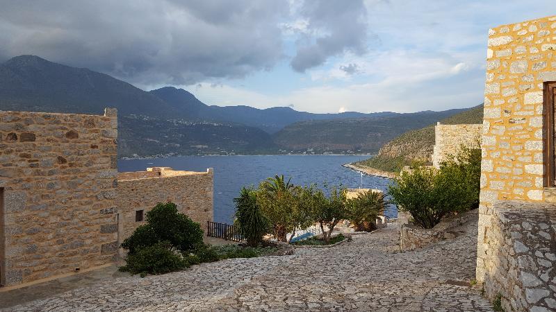 酒店 Limeni Village