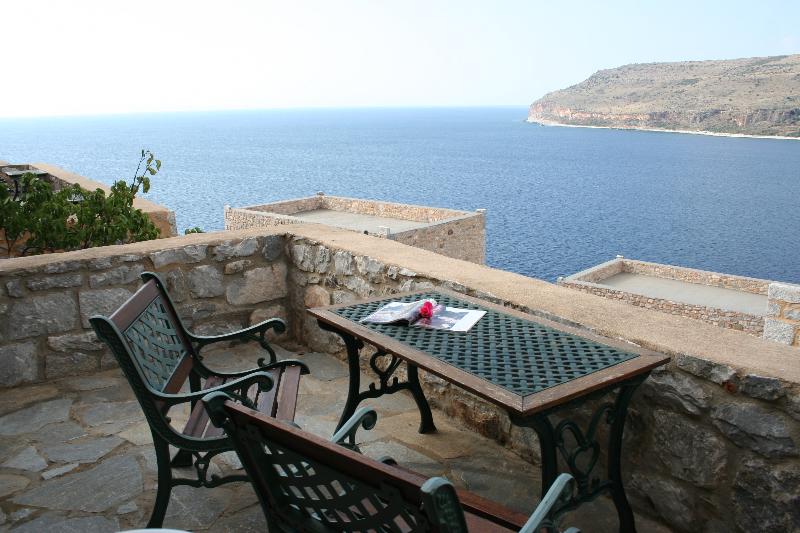 호텔 Limeni Village