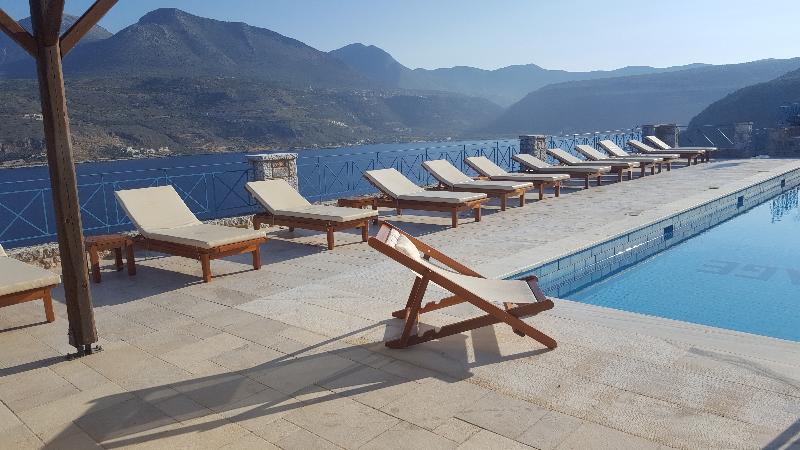 酒店 Limeni Village