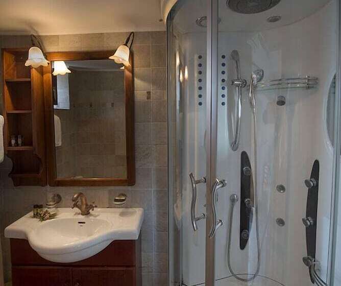 酒店 Limeni Village