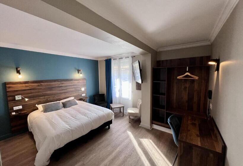 호텔 Logis Hôtel Spa La Poste