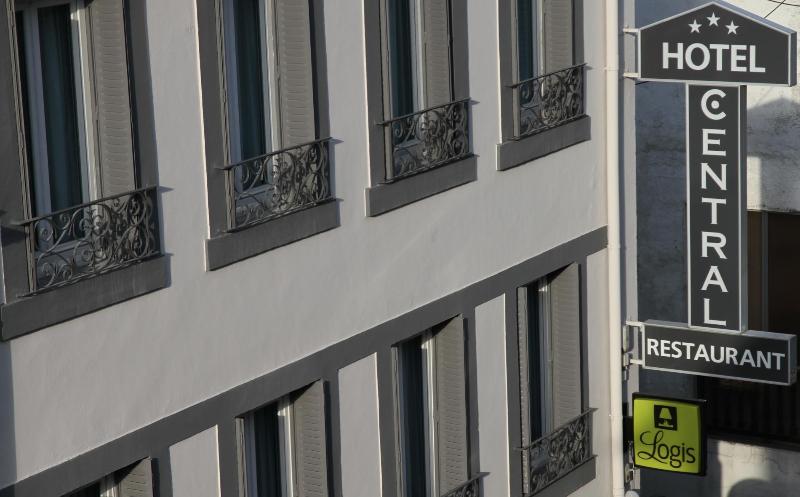 Отель Logis Hôtel Le Central