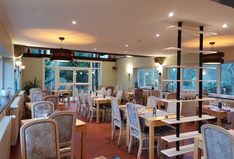 Logis Hotel Le Relais De La Poste Restaurant Le Fil Du Temps