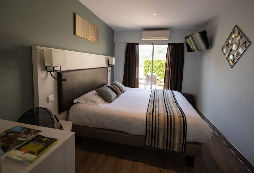 Logis Hotel Restaurant L Escapade