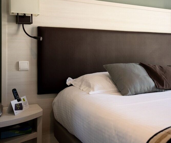 Logis Hotel Restaurant L Escapade