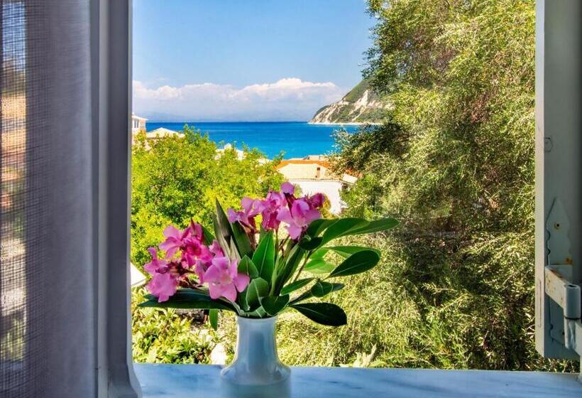 בית מלון כפרי Nefeli