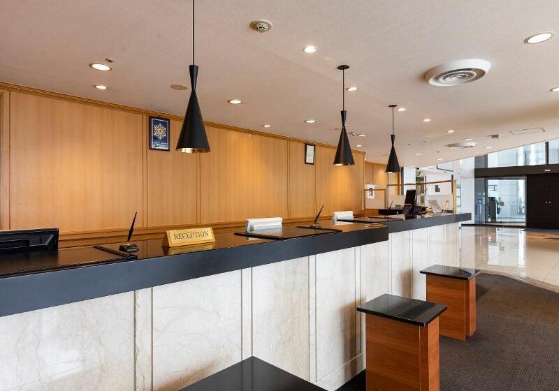 Отель Nishitetsu Inn Fukuoka