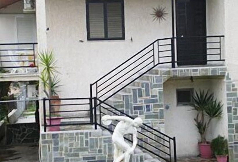 בית מלון כפרי Olympion Village Studios