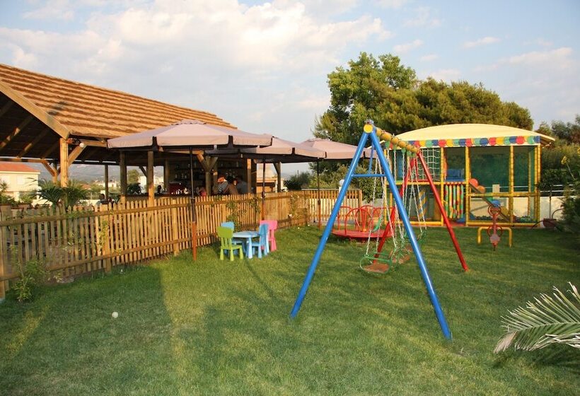 בית מלון כפרי Olympion Village Studios