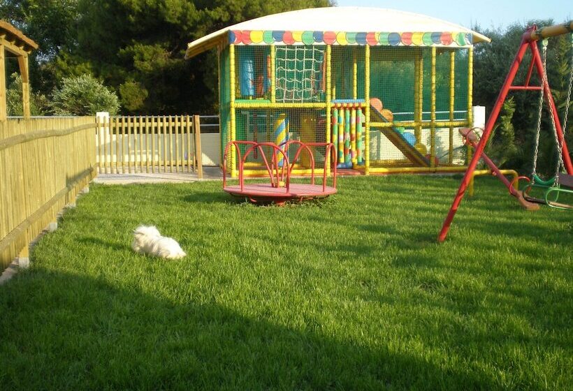 בית מלון כפרי Olympion Village Studios