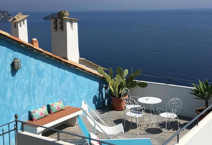 בית מלון כפרי Paradiso Di Manù