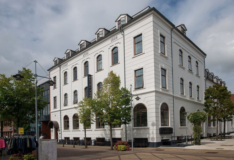 Отель Phønix Brønderslev