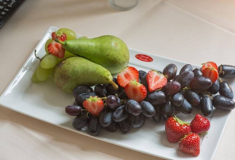 Отель Phønix Brønderslev