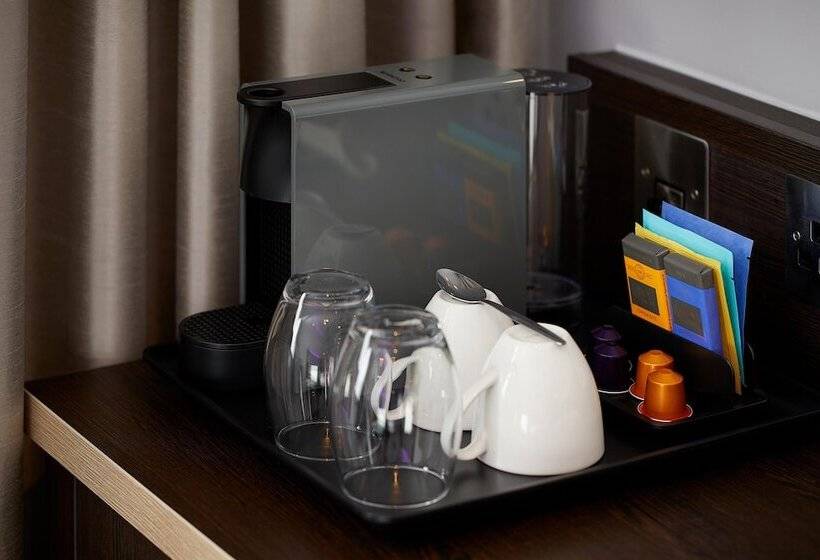 בית מלון כפרי Premier Inn London Uxbridge Town Centre