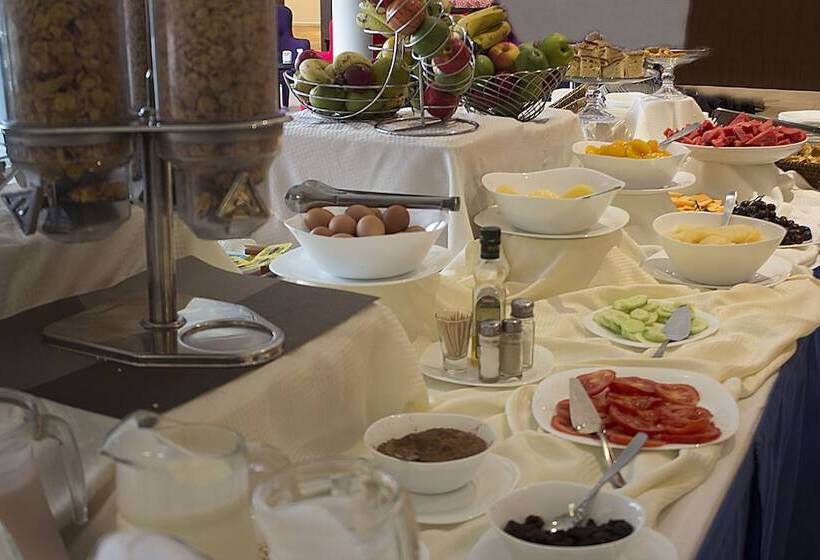 هتل Regency Way Montevideo