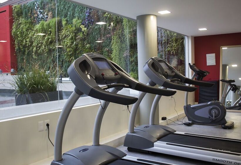 هتل Regency Way Montevideo