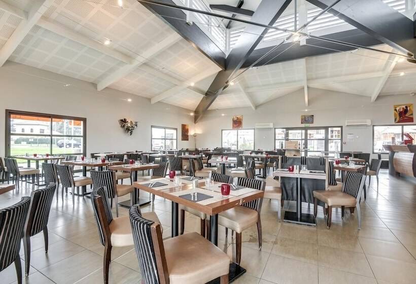 בית מלון כפרי Relais Akena La Brede