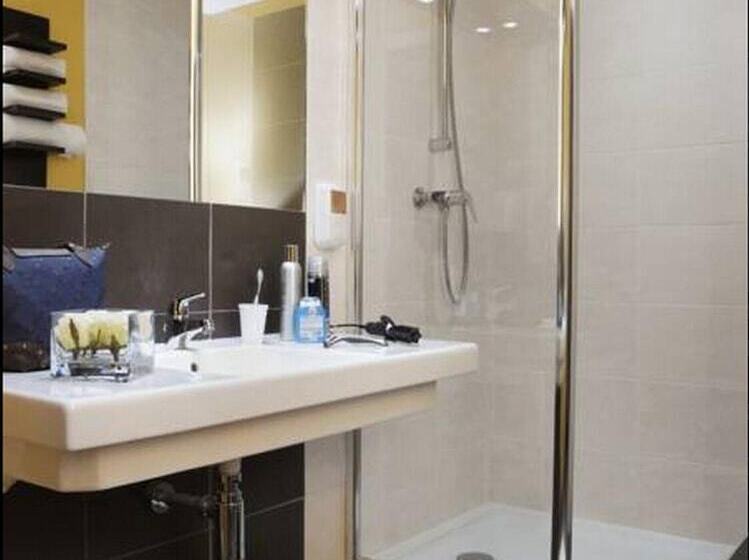 בית מלון כפרי Relais Akena La Brede