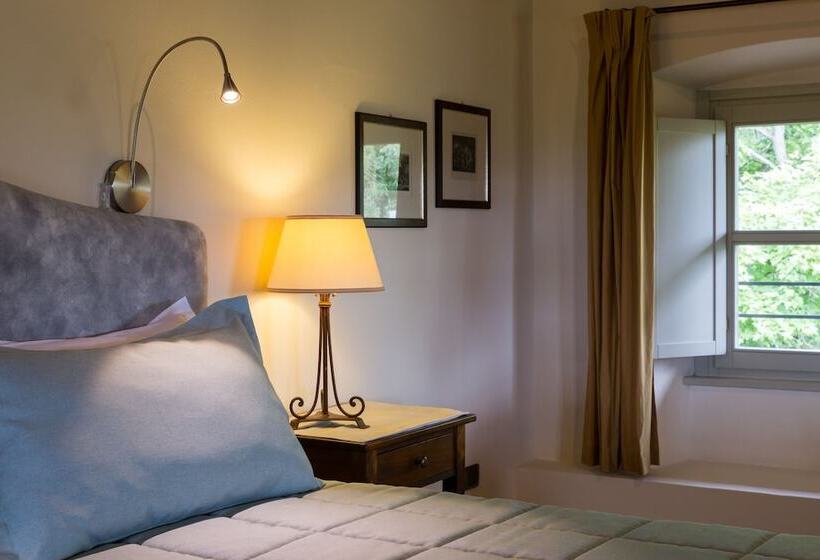 בית מלון כפרי Relais Castello Di Razzano