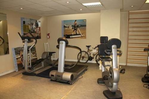 Отель Le Relais De Thiais