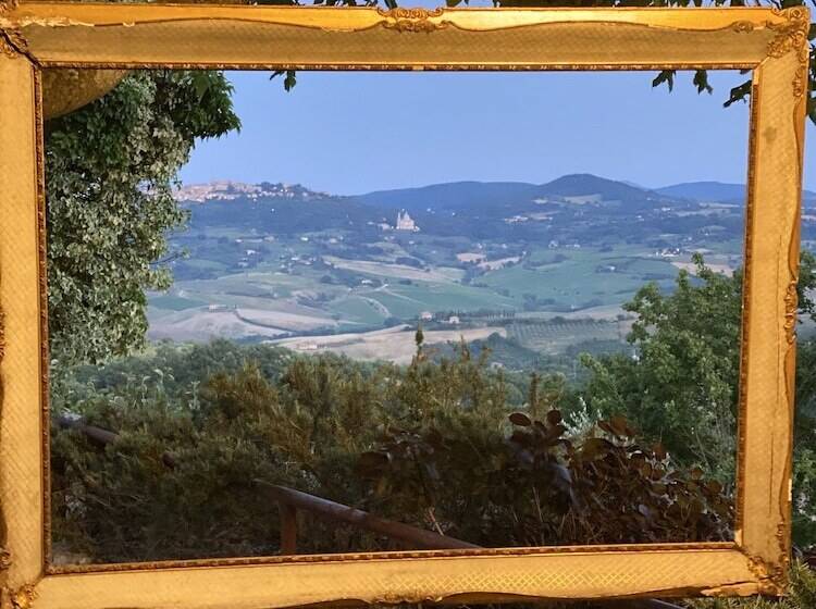 בית מלון כפרי Lachiusa Tuscany