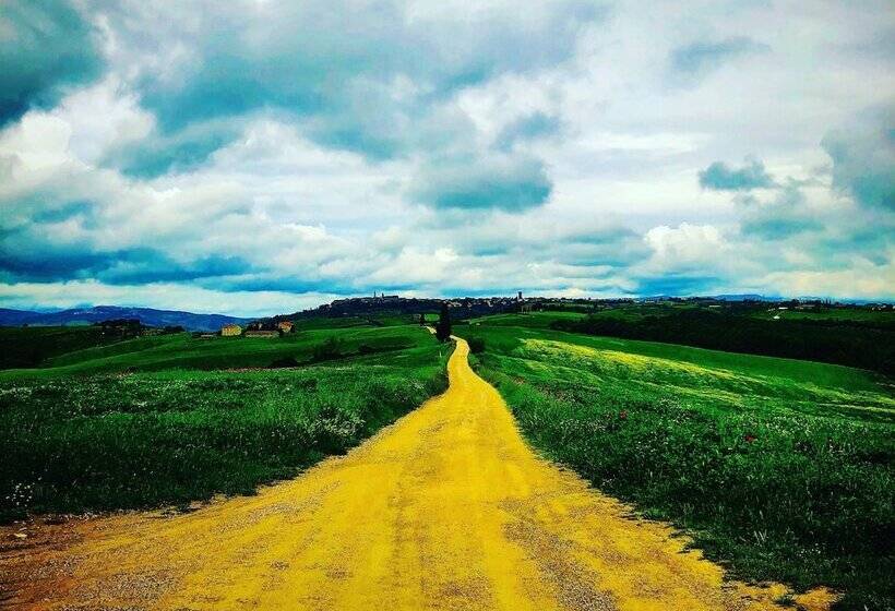 בית מלון כפרי Lachiusa Tuscany