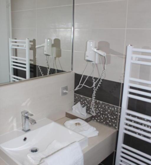 酒店 Restaurant Crystal