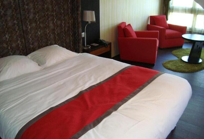 酒店 Restaurant Crystal